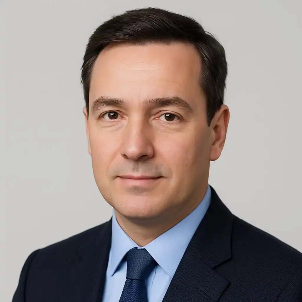 Professional headshot of Alexander B., a Perun Chauffeurs airport transfer client from London
